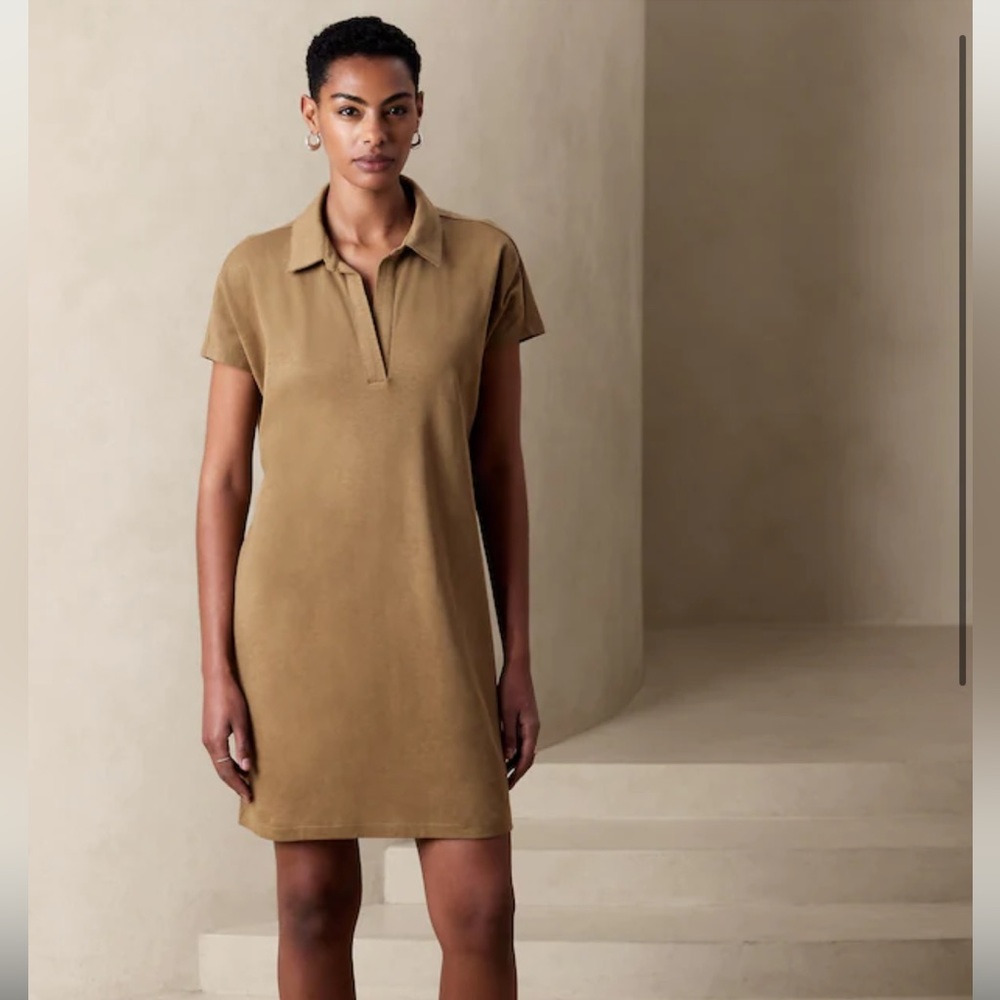 Banana Republic collared knit mini dress